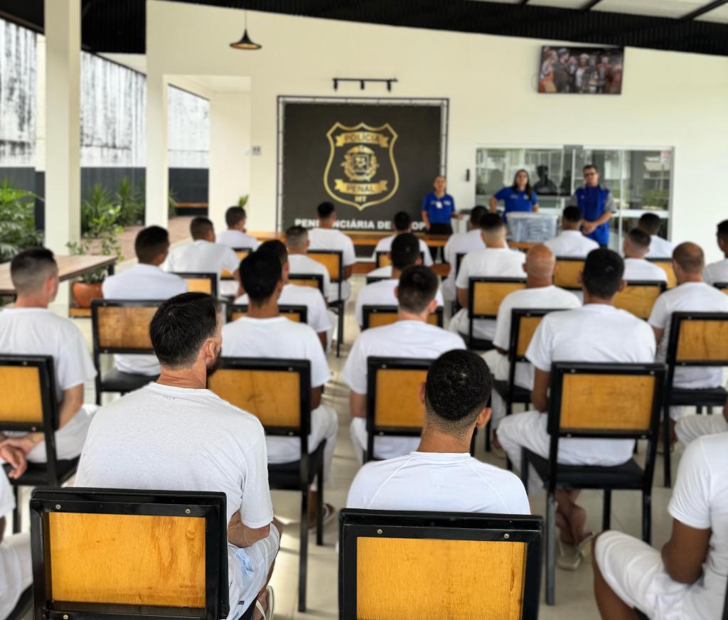 Reeducandos participam de cursos profissionalizantes em penitenciária de Sinop