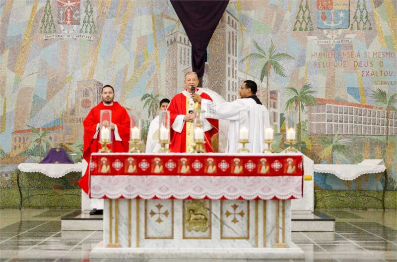 Prefeito e vice abrem comemorações dos 306 anos de Cuiabá com missa em catedral