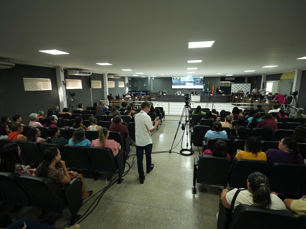 Alta Floresta: Projeto de Lei que concede aumento de 11,93% aos professores é aprovado