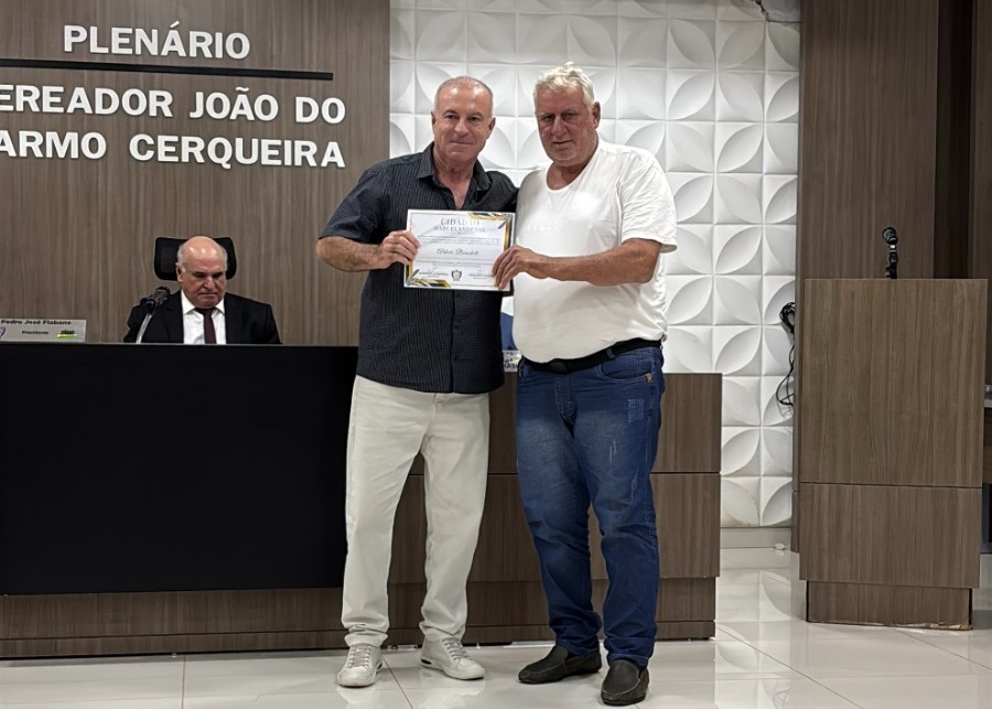Sessão Solene da Câmara Municipal de Marcelândia Reconhece Personalidades com o Título de Cidadão Marcelandense