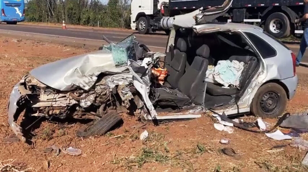 Homem morre em colisão com dois carros na BR-163 em Sinop; vítima tinha 29 anos