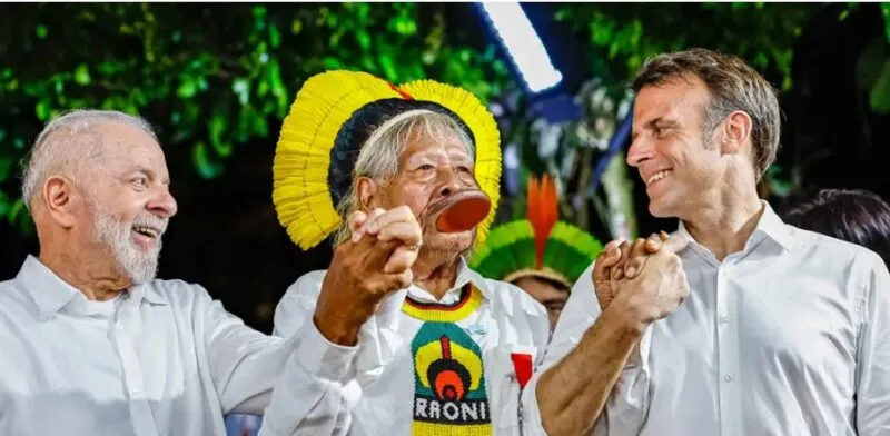 Em encontro com Lula e Macron, cacique Raoni pede que ferrovia Sinop-Miritituba não seja construída