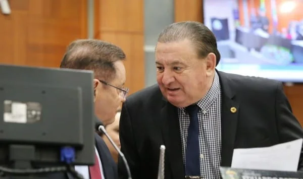 Governador Mauro Mendes sanciona lei de Nininho que estadualiza rodovia em Rondonópolis