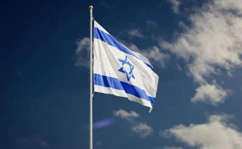 Irã lança drones kamikazes em direção a Israel
