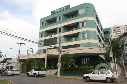 Médica e Femina são condenados a indenizar paciente por não realizarem laqueadura
