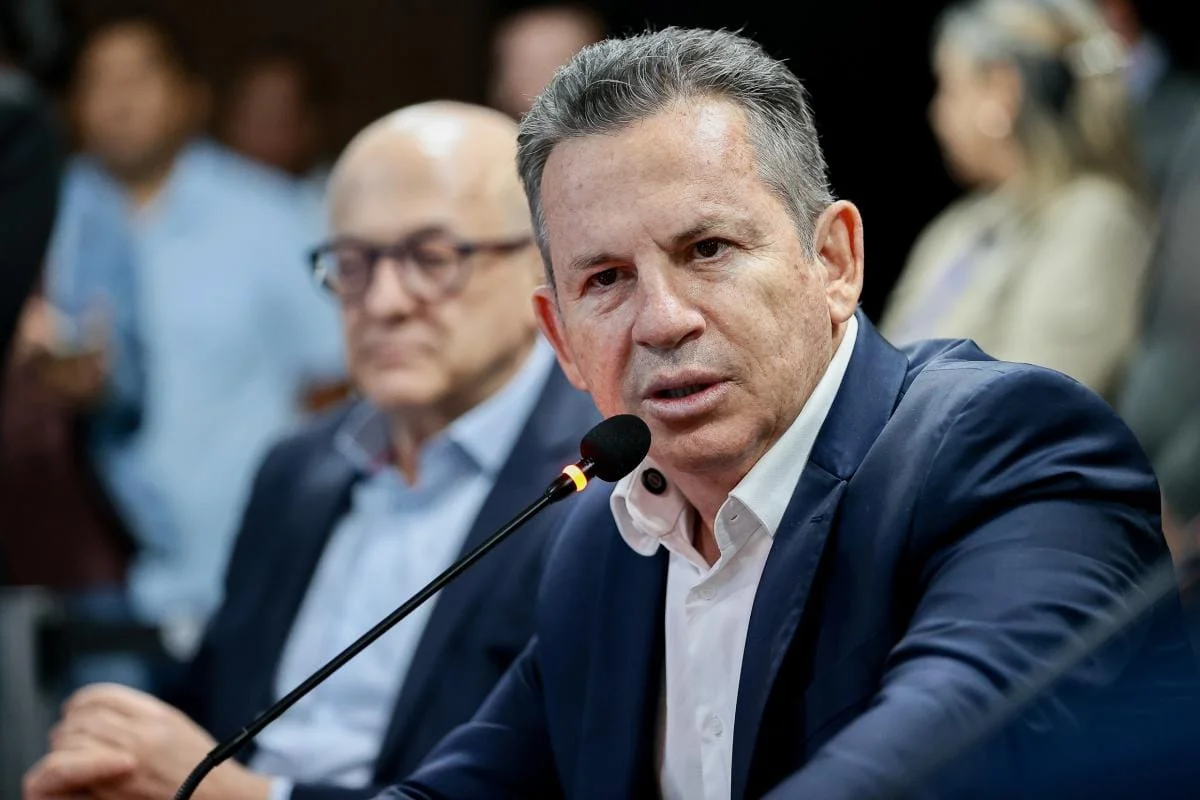 Governador Mauro Mendes Sanciona LDO 2025 com Investimentos de R$ 4,7 Bilhões e Aumento Salarial para Servidores