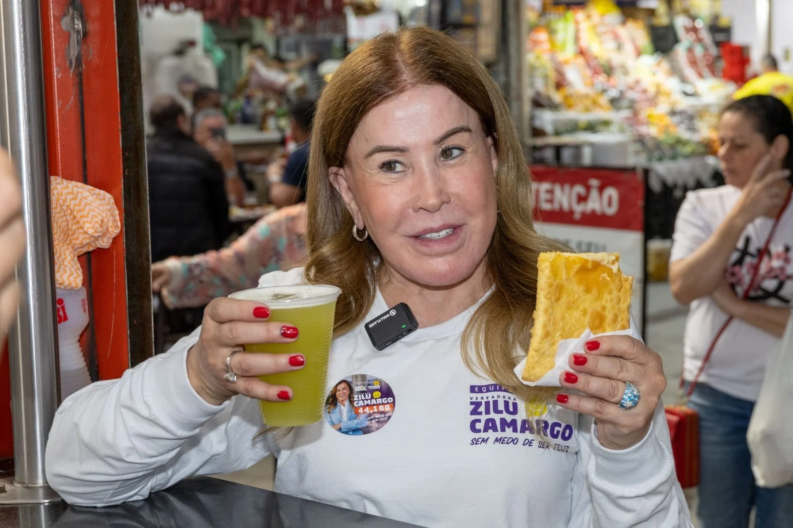 Zilu Camargo se Conecta com o Eleitor em Campanha de Impacto Social