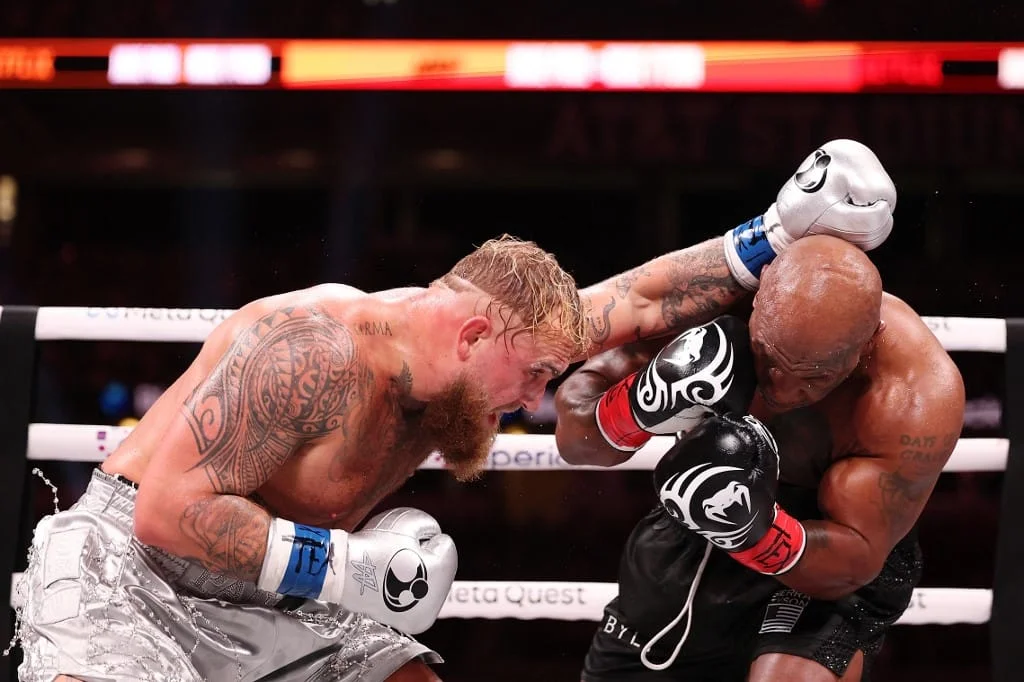 Jake Paul derrota Mike Tyson em luta histórica no Texas