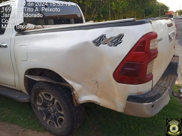 Colisão Entre Hilux e Moto Deixa Apenas Danos Materiais em Colíder