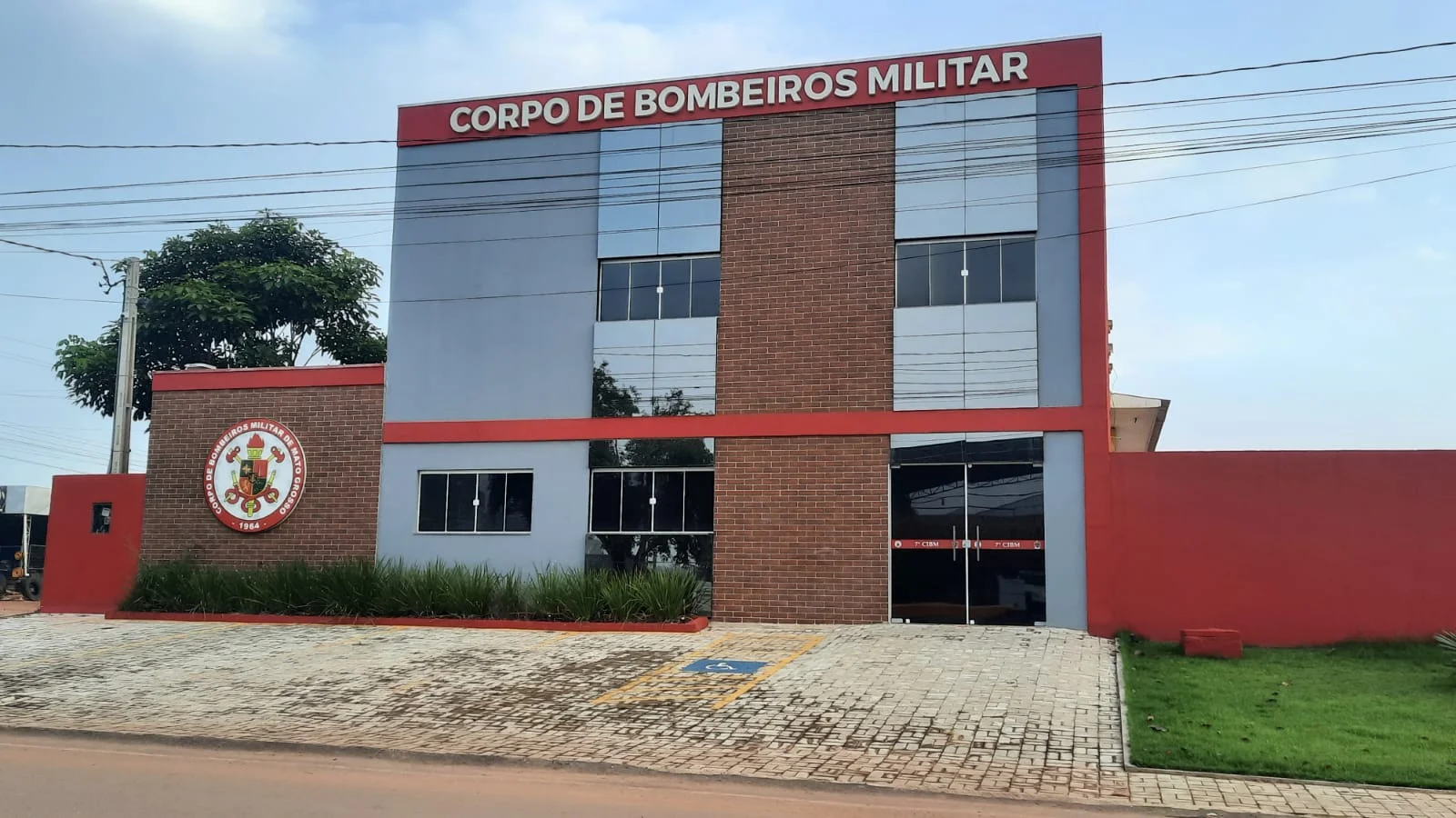 Corpo de Bombeiros de Alta Floresta exibe documentário “Vidas: 60 anos do Corpo de Bombeiros”
