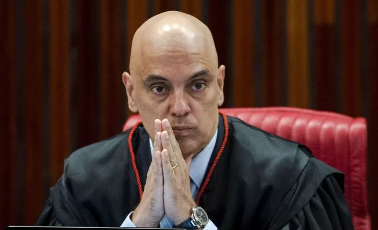 STF avaliará pedido de Bolsonaro contra Moraes em inquéritos