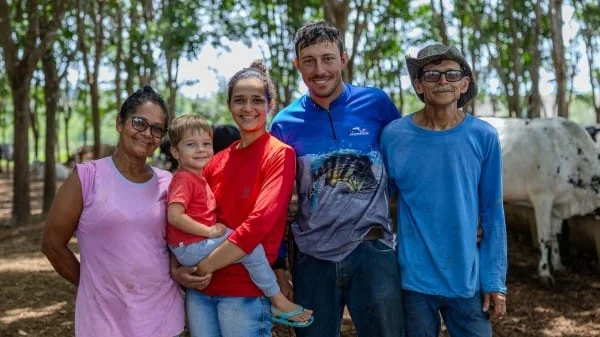 Com apoio do Senar-MT, família aumenta produção de leite e melhora gestão da propriedade
