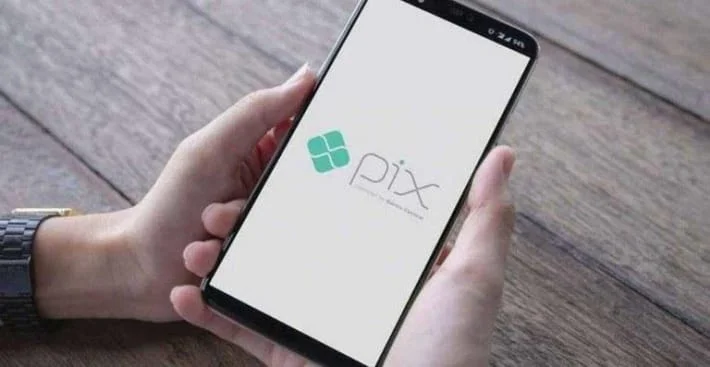 Golpista clona WhatsApp e causa prejuízo de R$ 4 mil em Colíder