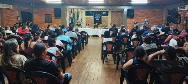 Lions Clube de Colíder Encerra Semestre com Sucesso com Entrega de Óculos a Crianças e Moradores