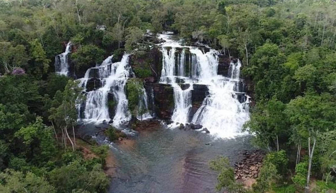 MPE alerta que cachoeira no Nortão é imprópria para banho e cita riscos à saúde