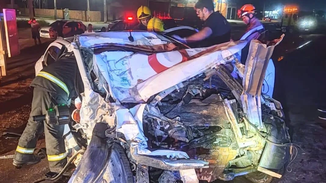 Quatro morrem em grave acidente entre carro e carreta na BR-163 em Sinop