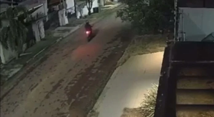 Motociclista atira contra casa de fiscais em Alta Floresta; polícia investiga possível represália