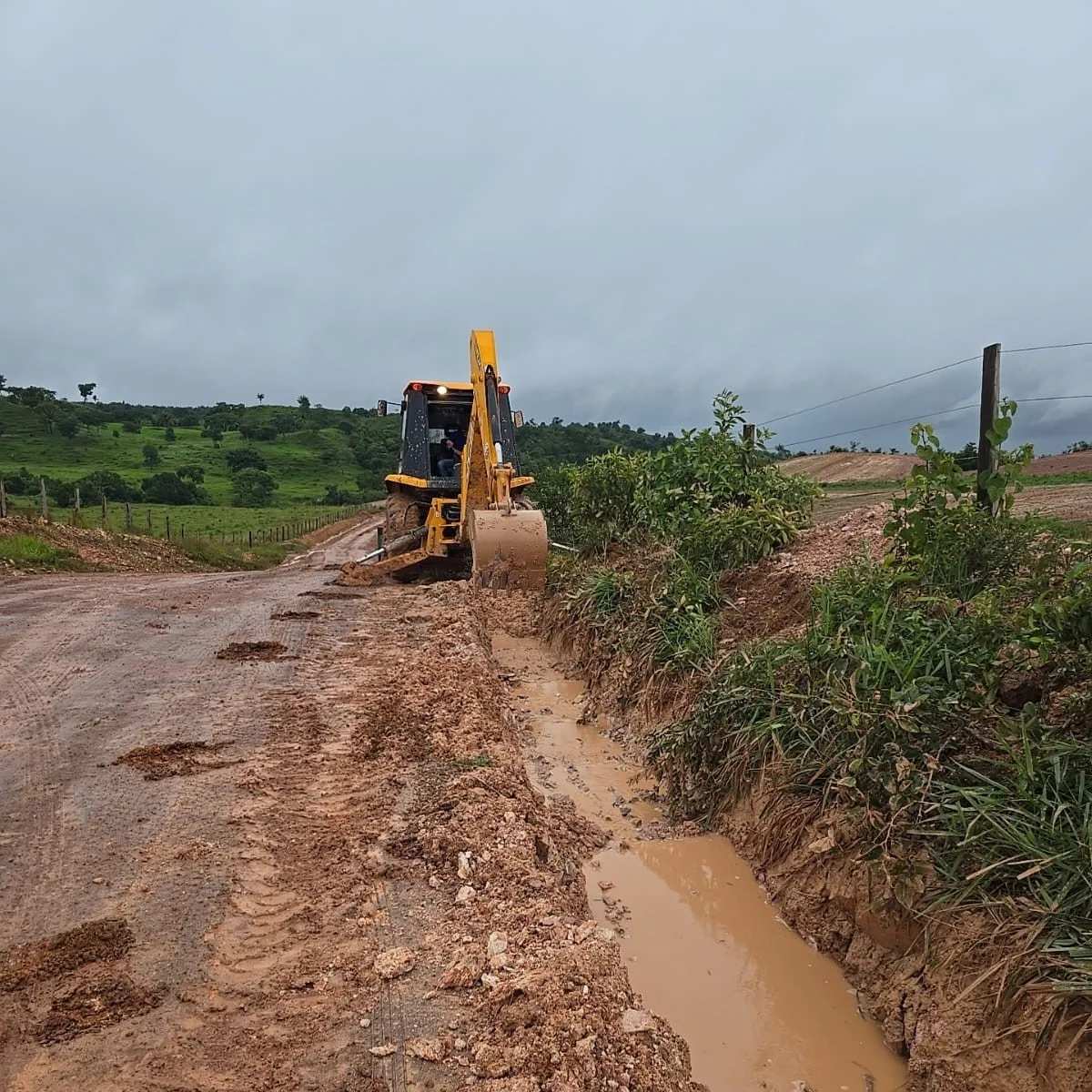 Prefeitura de Colíder empenhada na recuperação das estradas no periodo de chuvas intensas