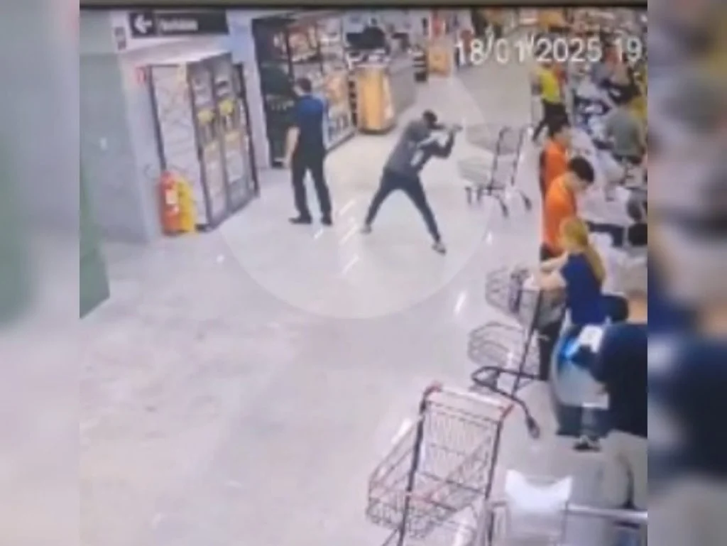 Homem ataca gerente de supermercado com pá em Sinop