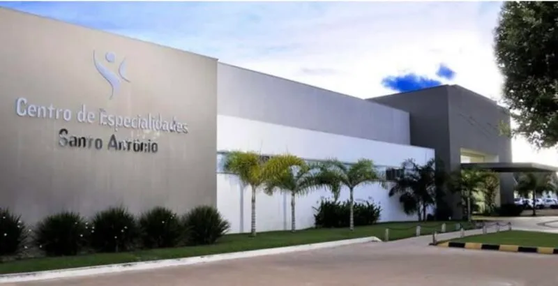 Servidores do Hospital Santo Antônio Protestam por Salários Atrasados