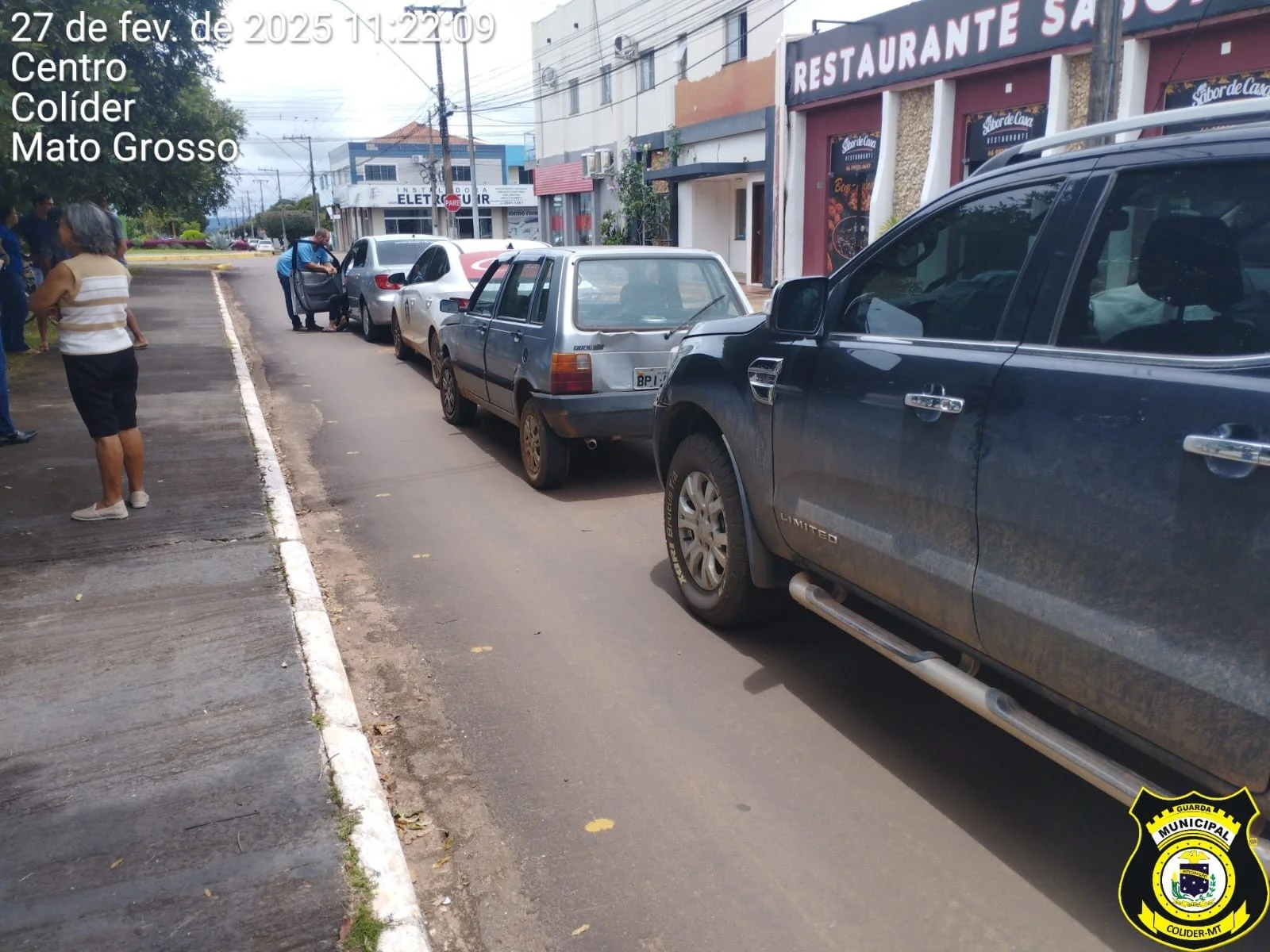 Engavetamento na Área Central de Colíder Deixa Condutora Ferida
