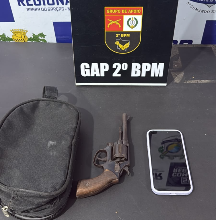 Polícia Militar prende homem e apreende arma de fogo em Barra do Garças