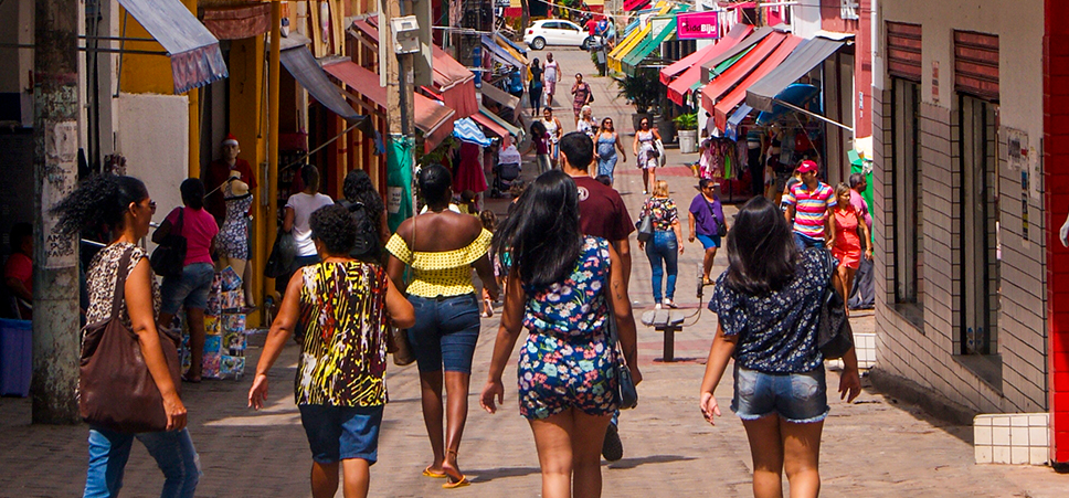 Confiança do comerciante de Cuiabá fica positiva pela primeira vez no ano