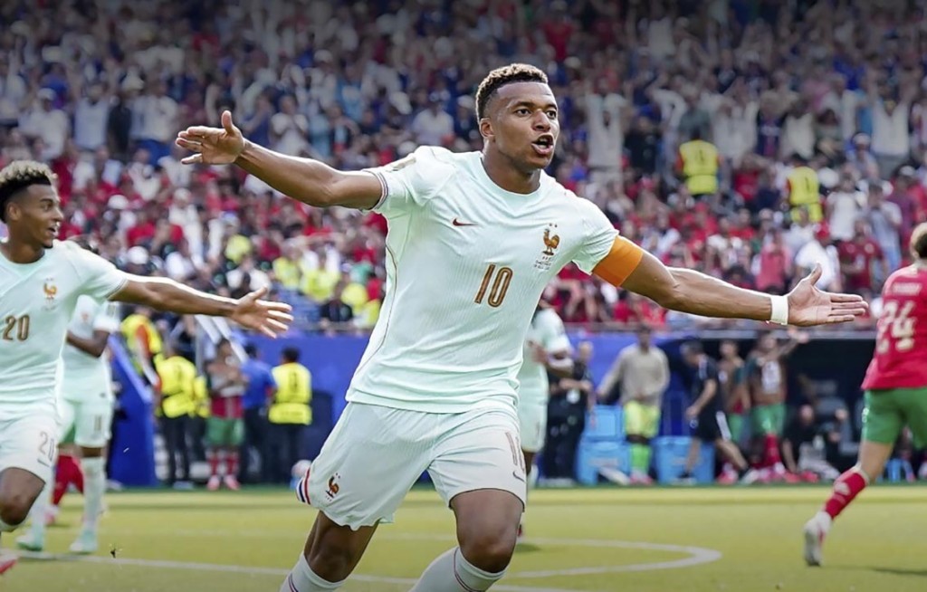 França vence Marrocos por 2 a 0 e avança às semifinais da Copa do Mundo