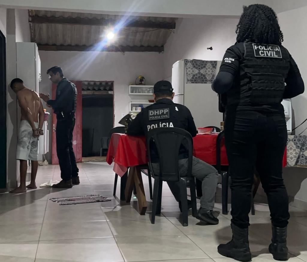 Jovem de 20 anos foi morta após facção suspeitar que ela colaborava com a PM, diz Polícia Civil