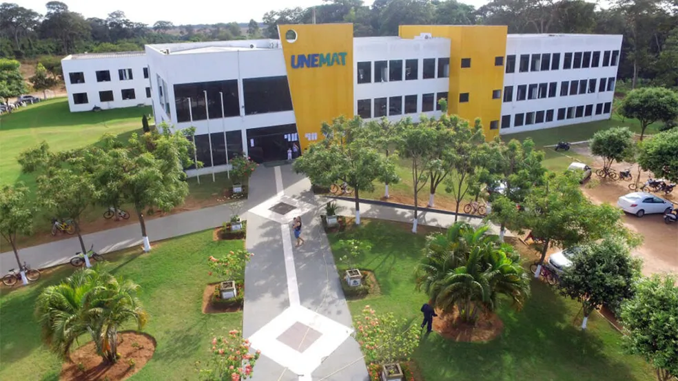 Unemat abre inscrições para 500 auxílios de alimentação e moradia universitária