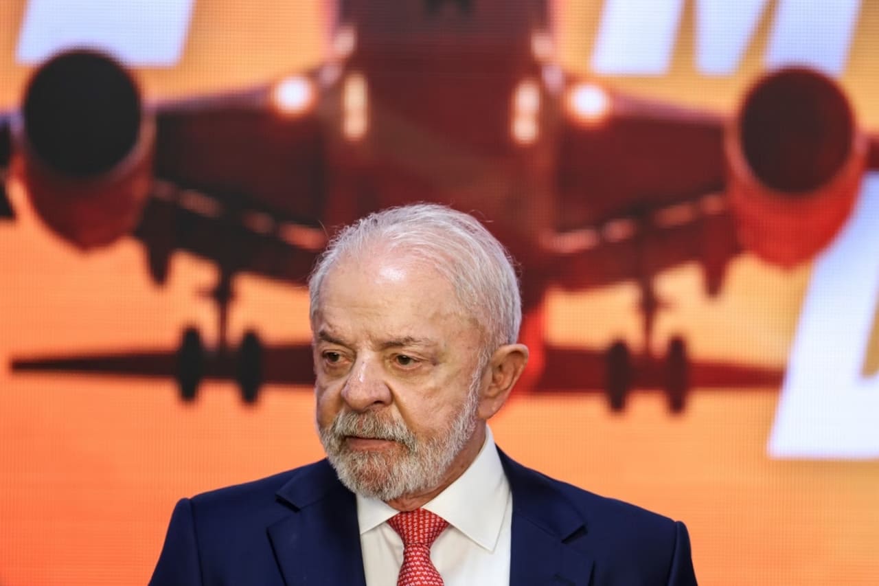 Oposição repercute implementação de tarifaço ao Brasil: ‘culpa do Lula’