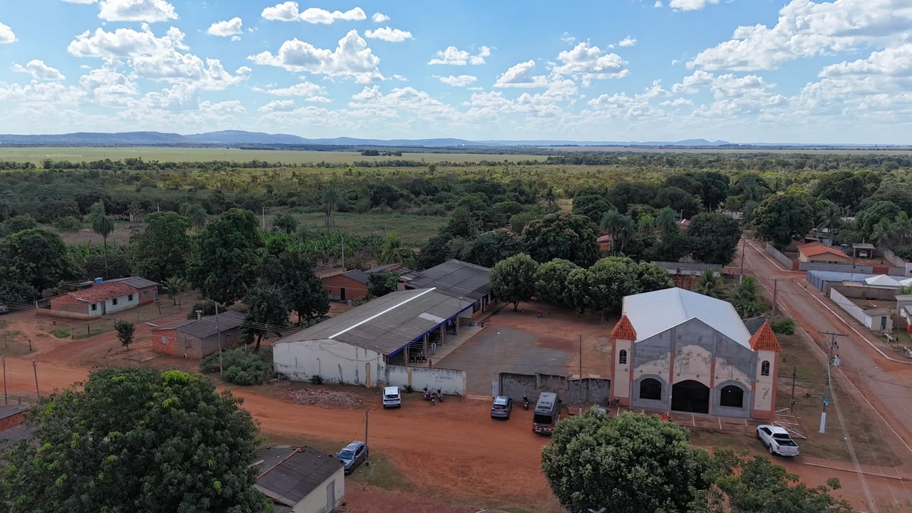 Comunidade quilombola cobra reforma de escola e acesso à água potável durante visita do MPMT