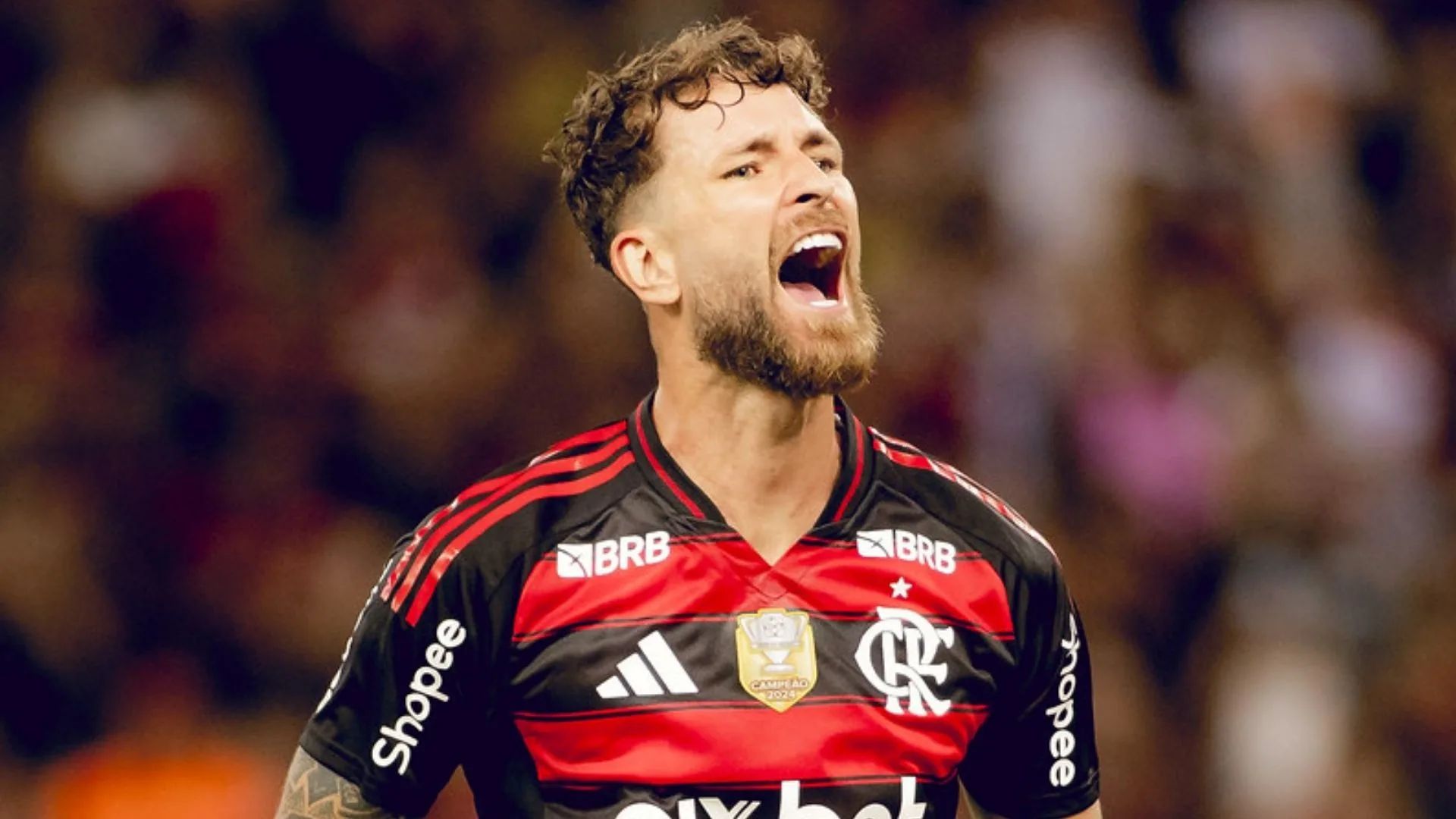 Besiktaş tenta negociar zagueiro, mas Flamengo fecha porta para saída