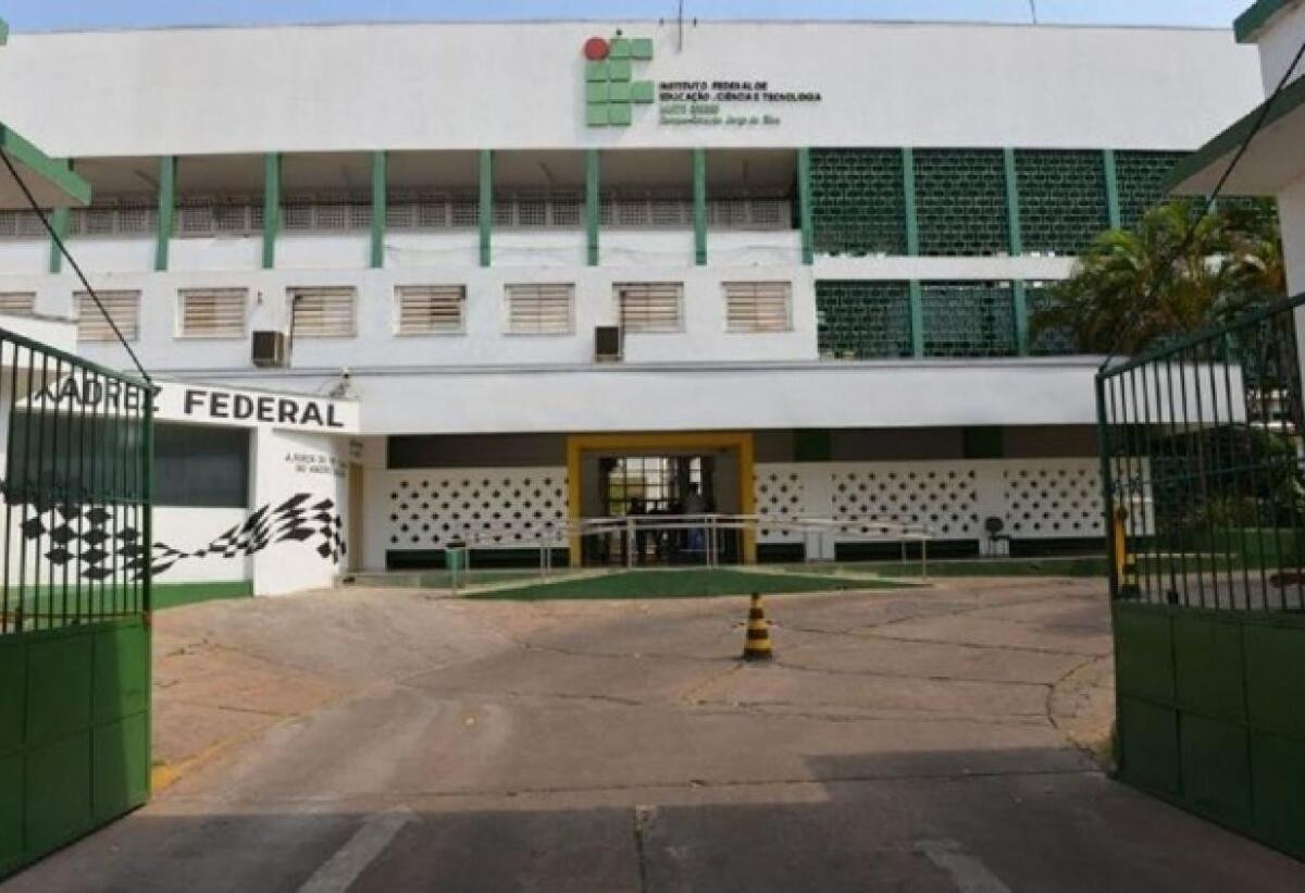 IFMT abre concurso público com 43 vagas e salários que podem chegar a R$ 14,9 mil