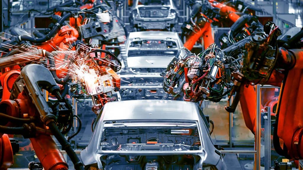 China lança 650 modelos de carros em apenas 6 meses