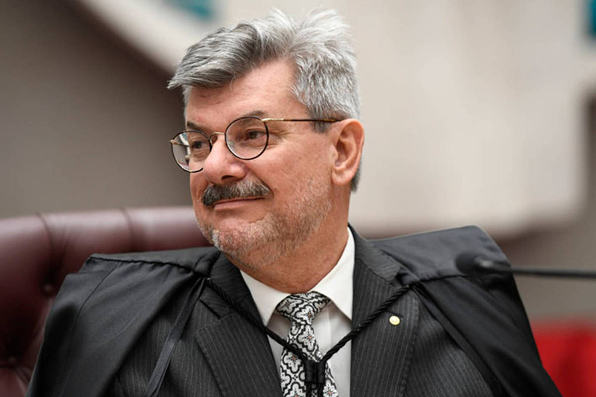 STJ agenda julgamento de processo de importunação de Buzzi para agosto