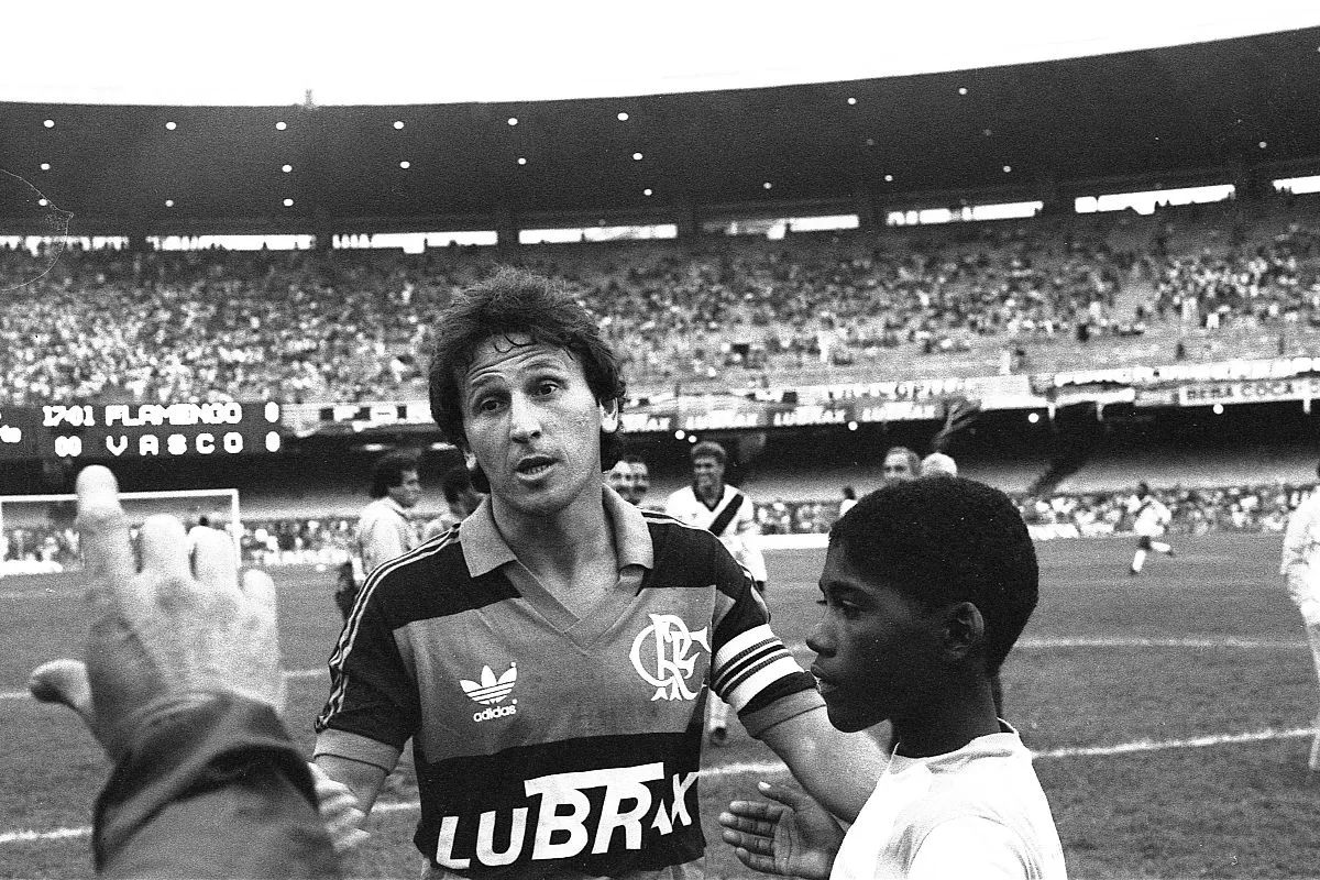 Lubrax retorna ao uniforme do Flamengo após anos afastada