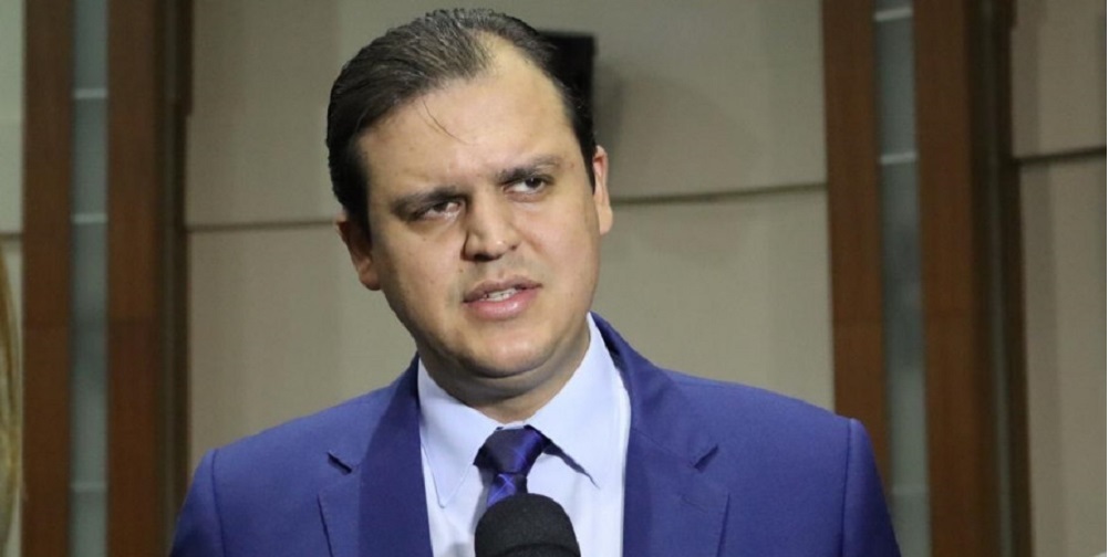 Thiago Silva lidera disputa para deputado estadual; primeira-dama surge em segundo
