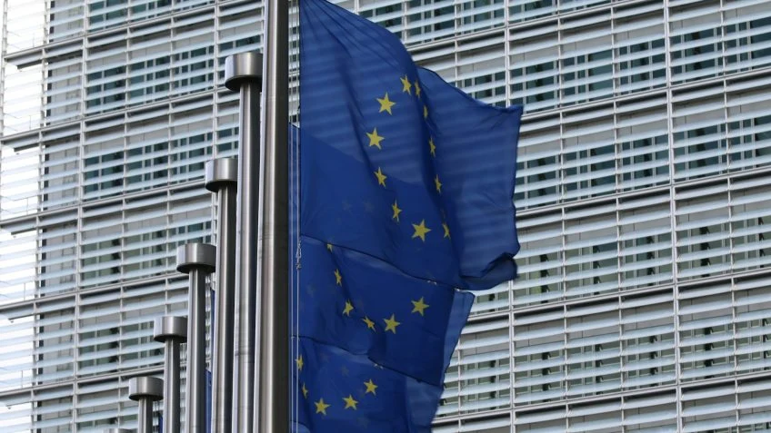 UE exige que Nicarágua convoque eleições transparentes