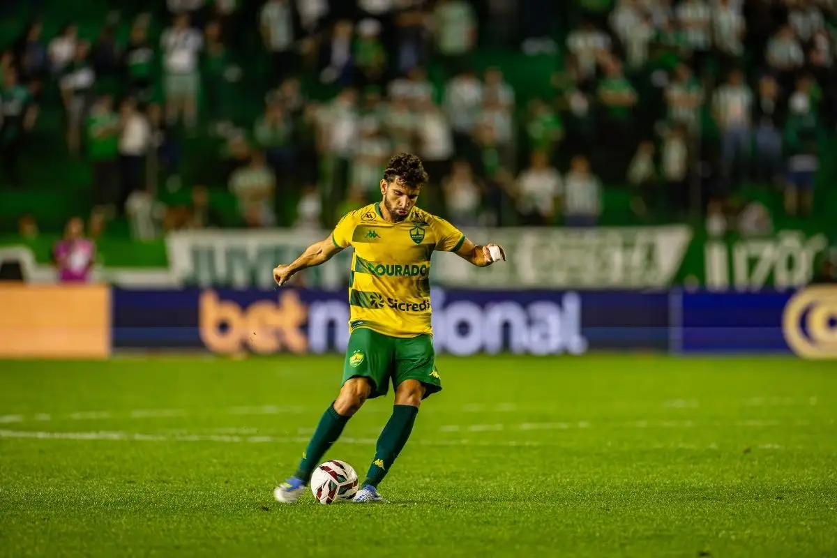 Cuiabá encara o Sport e tenta reação após sequência de derrotas na Série B