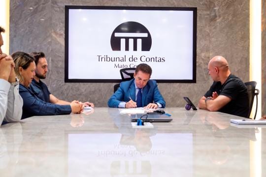 Sérgio Ricardo autoriza pagamento de direitos trabalhistas a terceirizados de Cuiabá