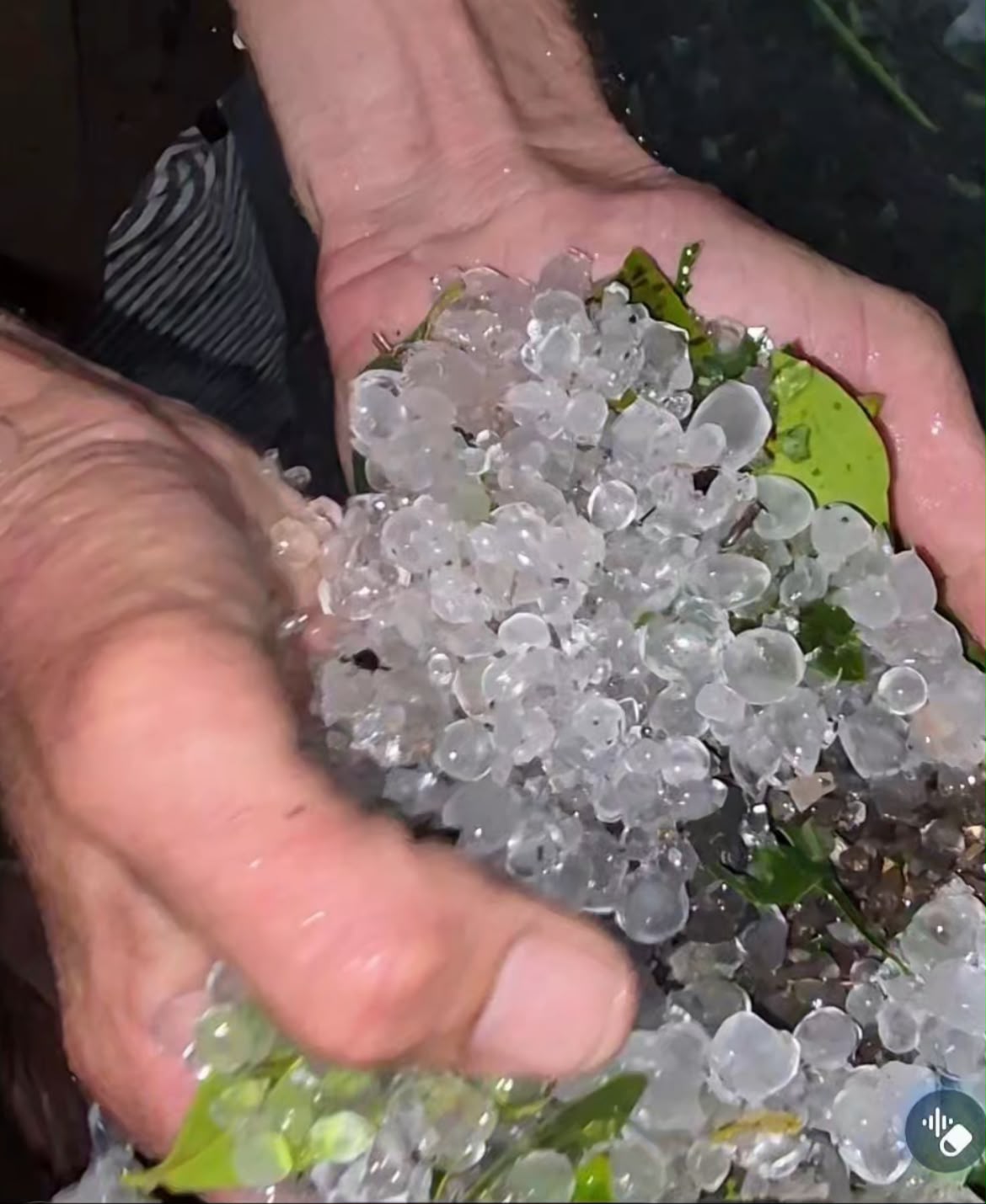 Moradores registram forte chuva de granizo no médio-norte de MT