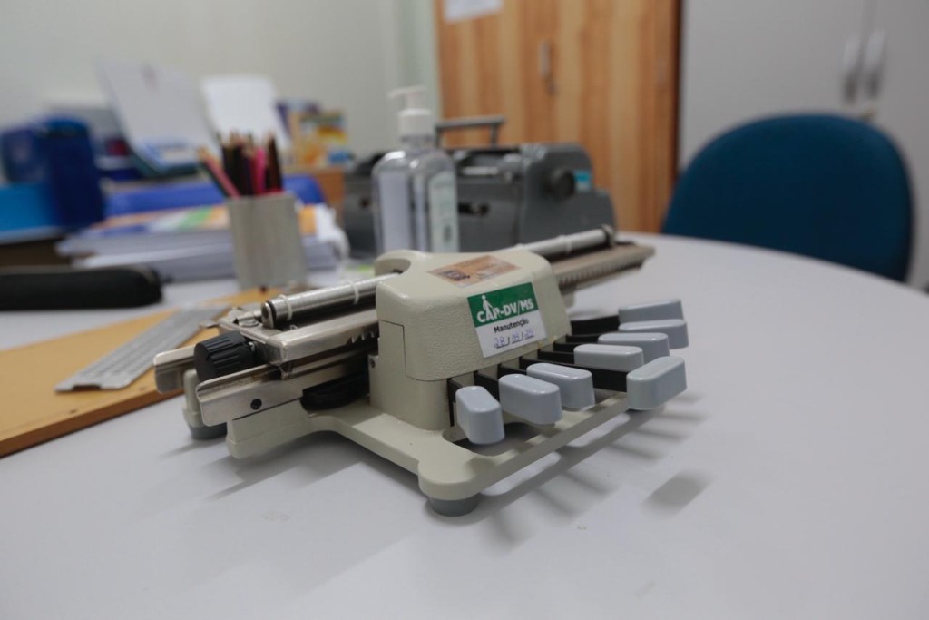 MEC e FNDE finalizam distribuição de livros em braille