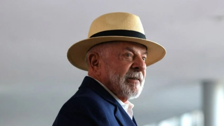 Ao vivo: Lula faz reunião ministerial para discutir Super El Niño