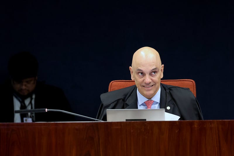 Moraes cobra Daniel Silveira sobre vídeo nas redes sociais