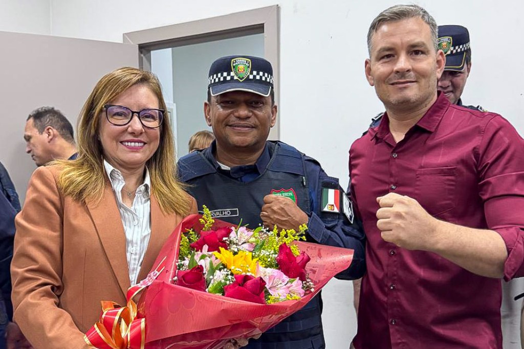 Guarda Municipal homenageia Flávia Moretti por investimentos, valorização profissional e fortalecimento da corporação
