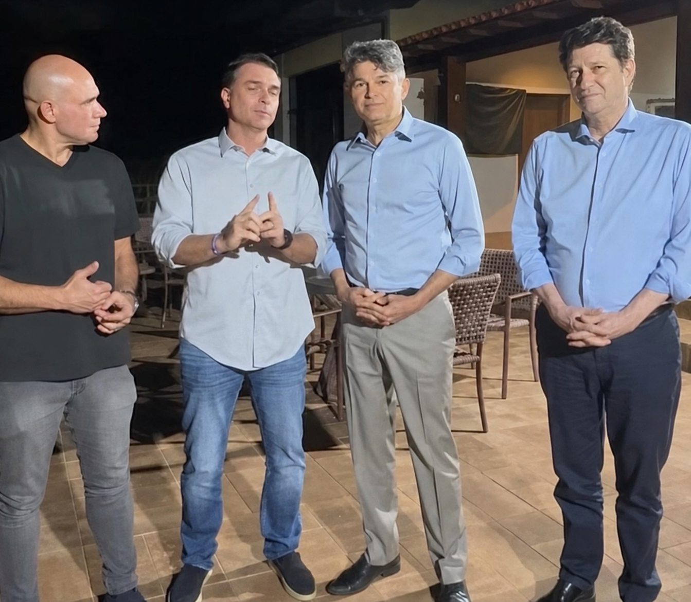 AFAGO: Racha no PL leva Medeiros a Brasília para evitar esvaziamento ao Senado, e Balbinotti assume coordenação de Flávio Bolsonaro em Mato Grosso